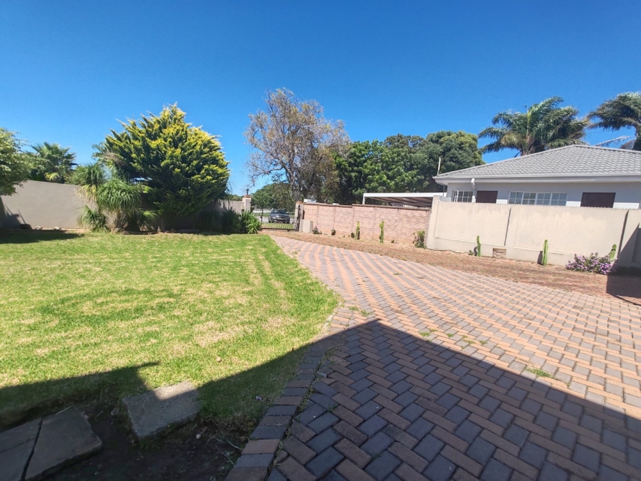 7 Bedroom Property for Sale in Walmer Eastern Cape